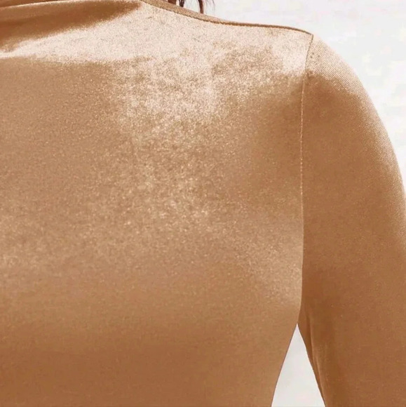 High Neck Tee - Picture 5 of 7